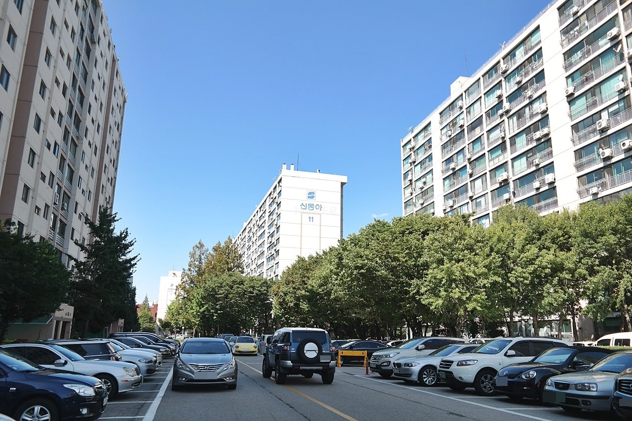 Building entrance with signage