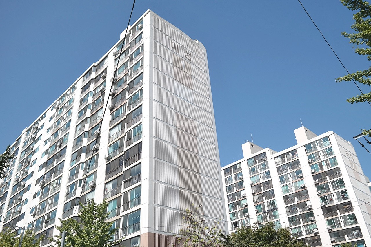 Building entrance with signage