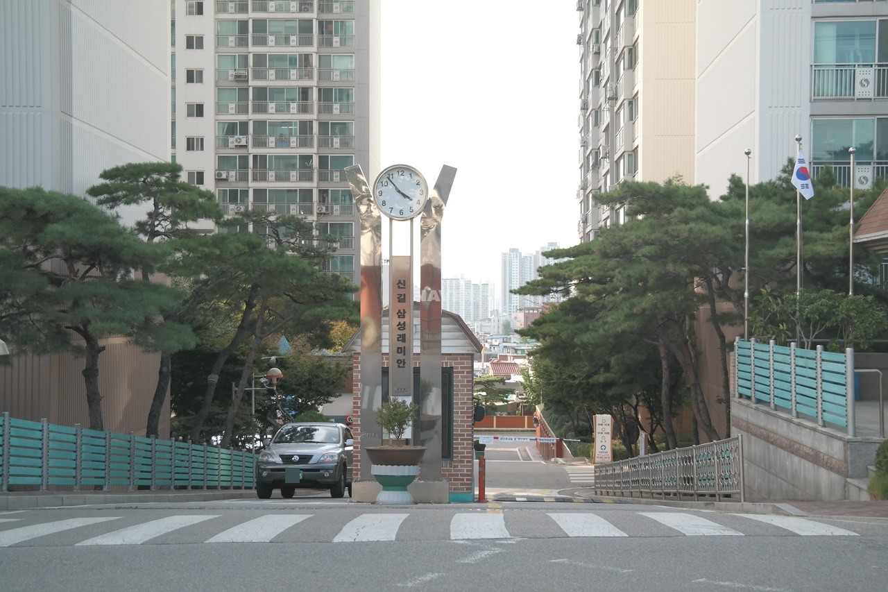 Building entrance with signage