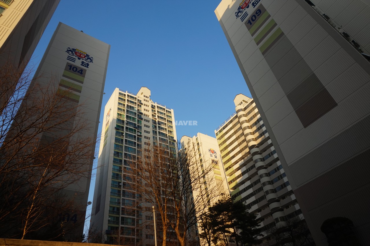 Building entrance with signage