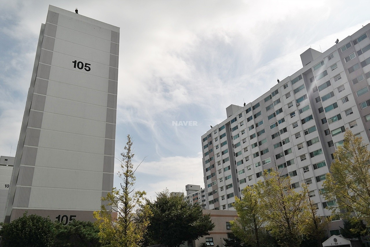 Building entrance with signage