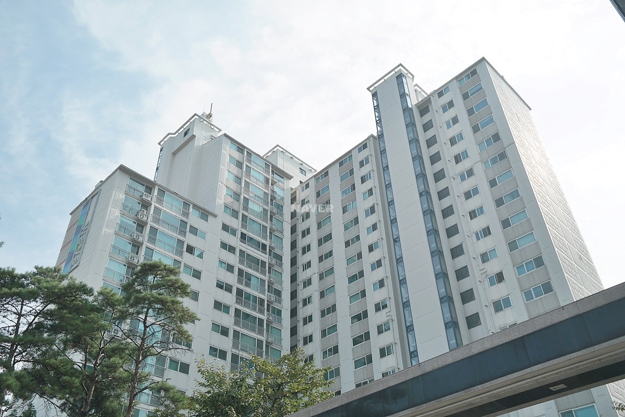 Building entrance with signage