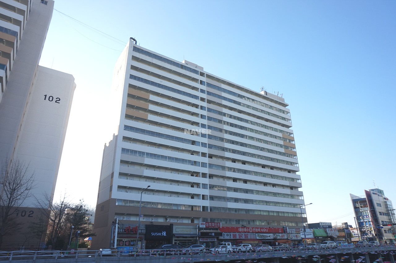 Building entrance with signage