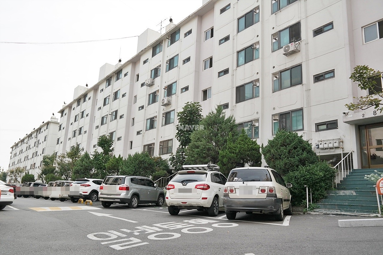 Building entrance with signage