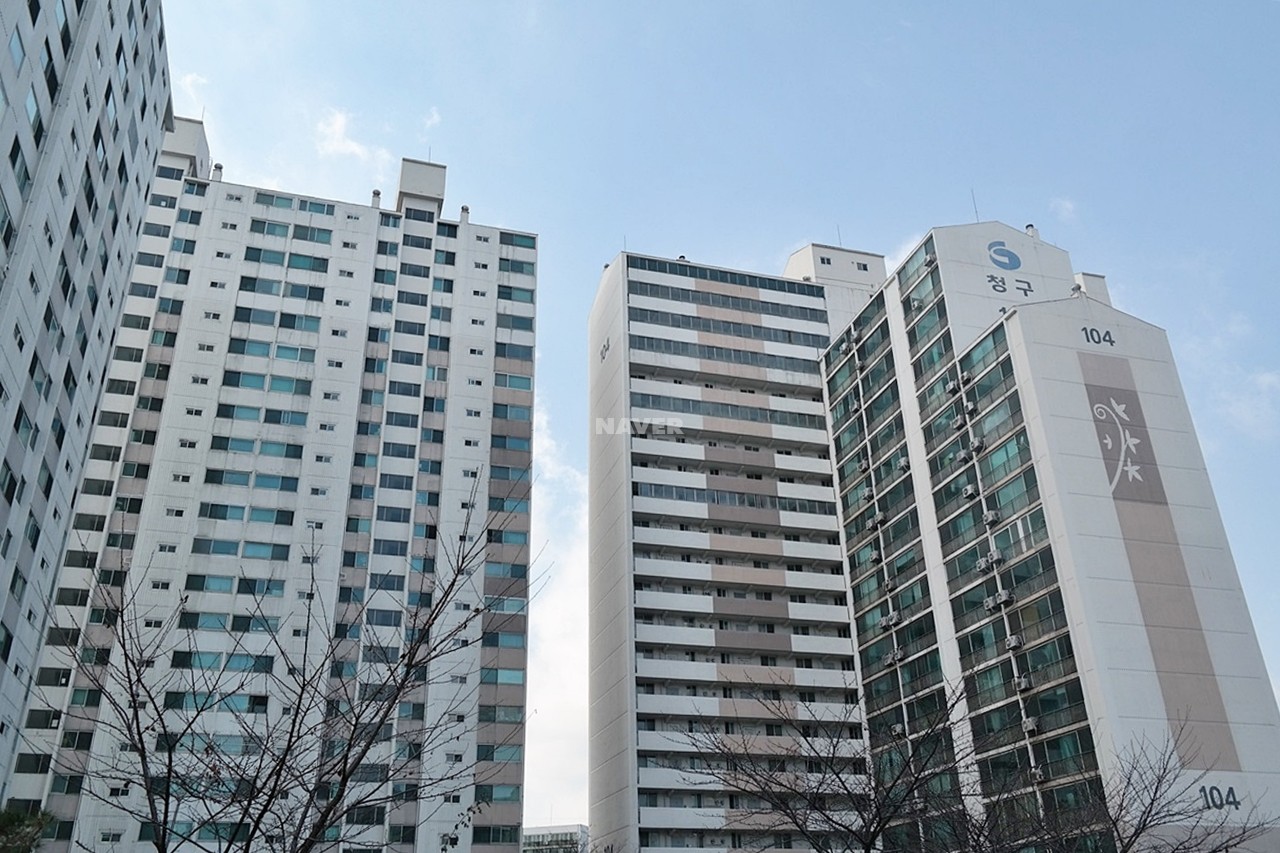 Building entrance with signage