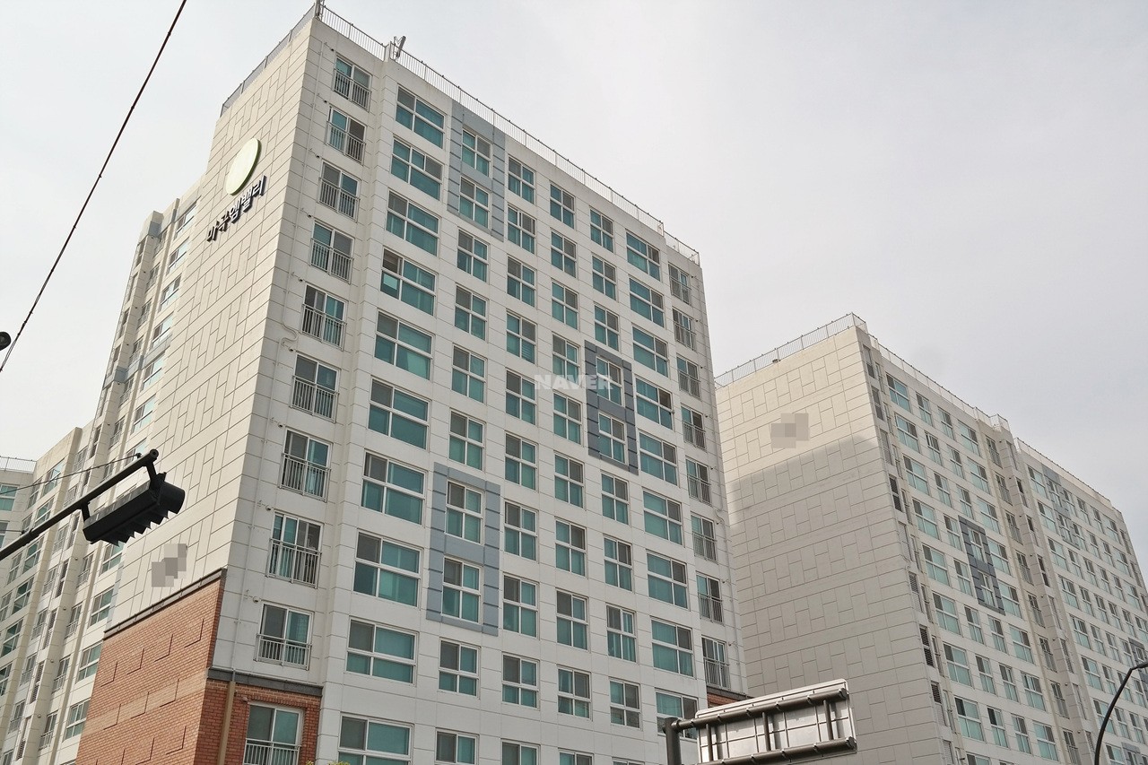 Building entrance with signage