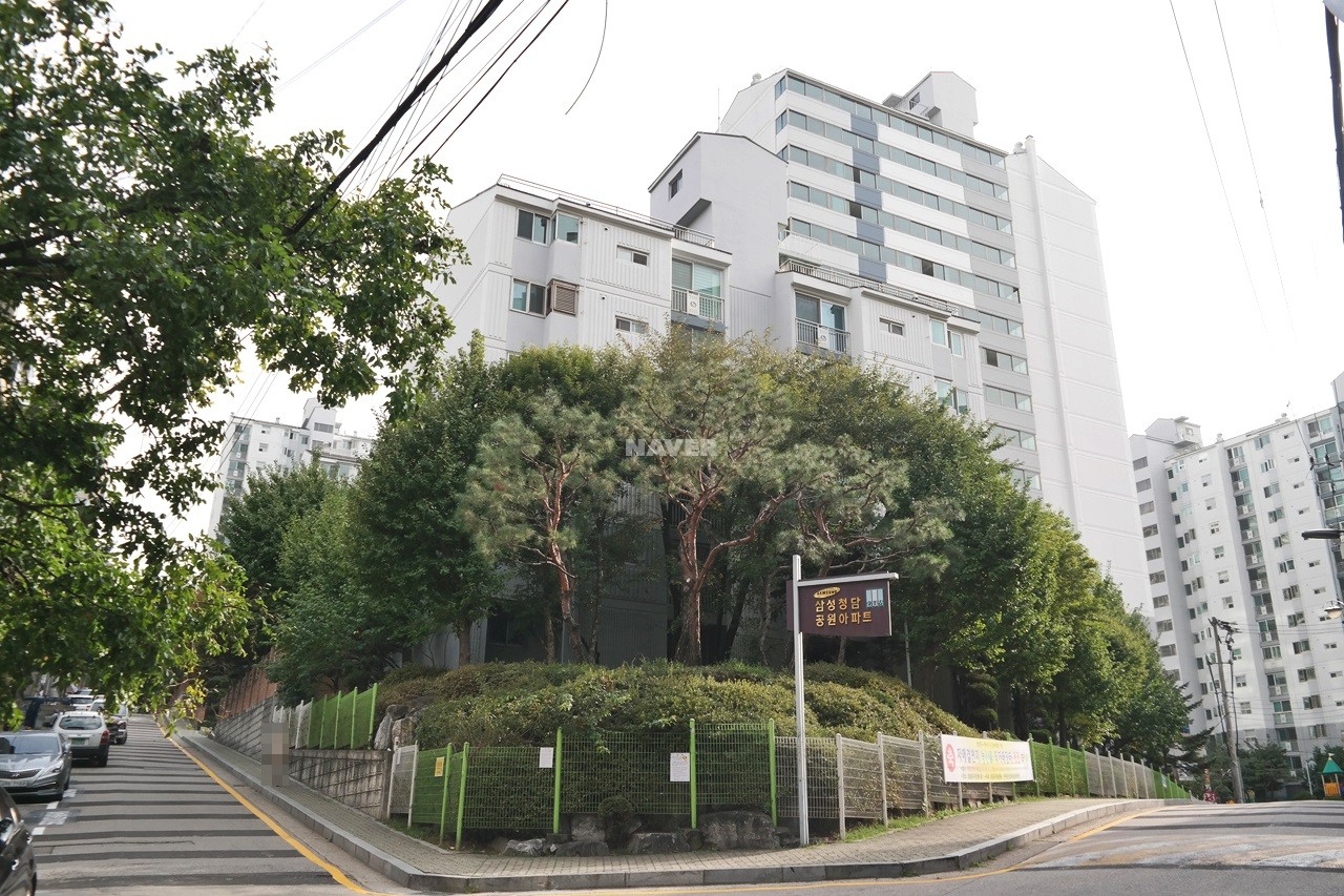 Building entrance with signage