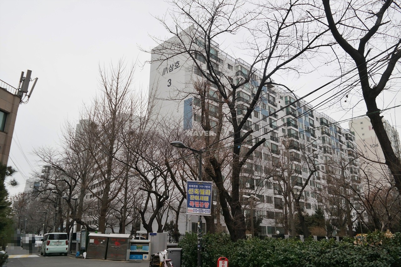 Building entrance with signage