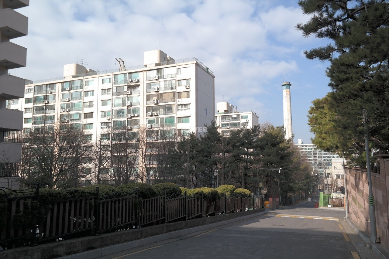 Building entrance with signage