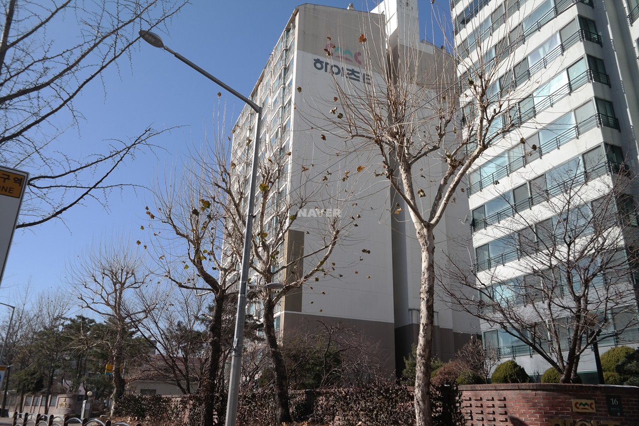 Building entrance with signage