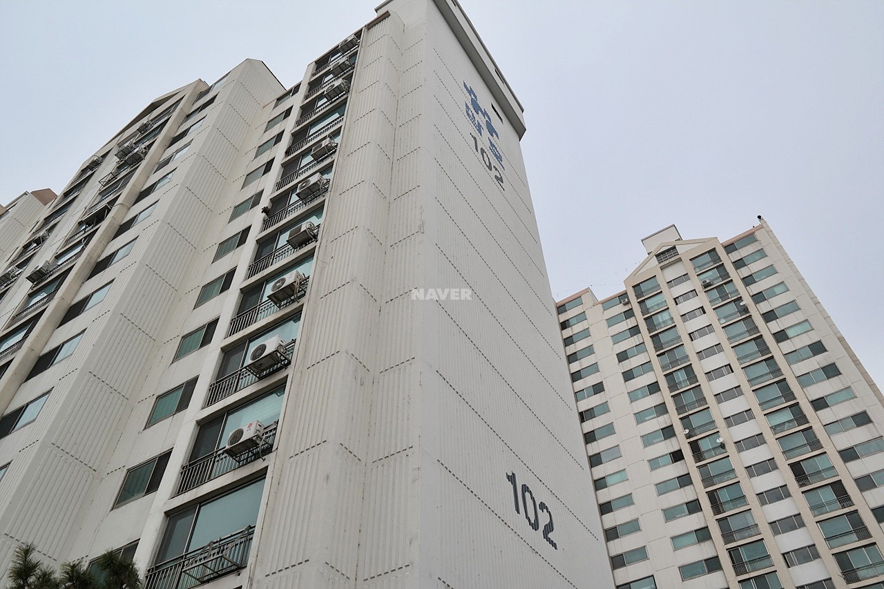 Building entrance with signage
