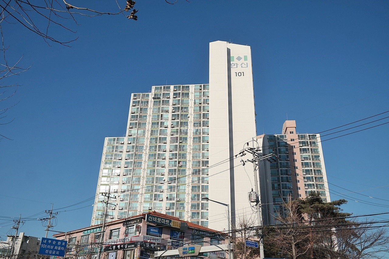 Building entrance with signage