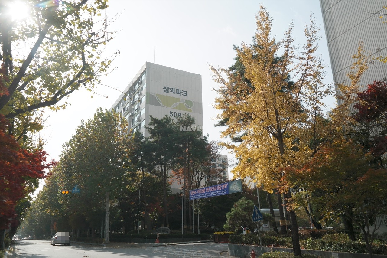 Building entrance with signage