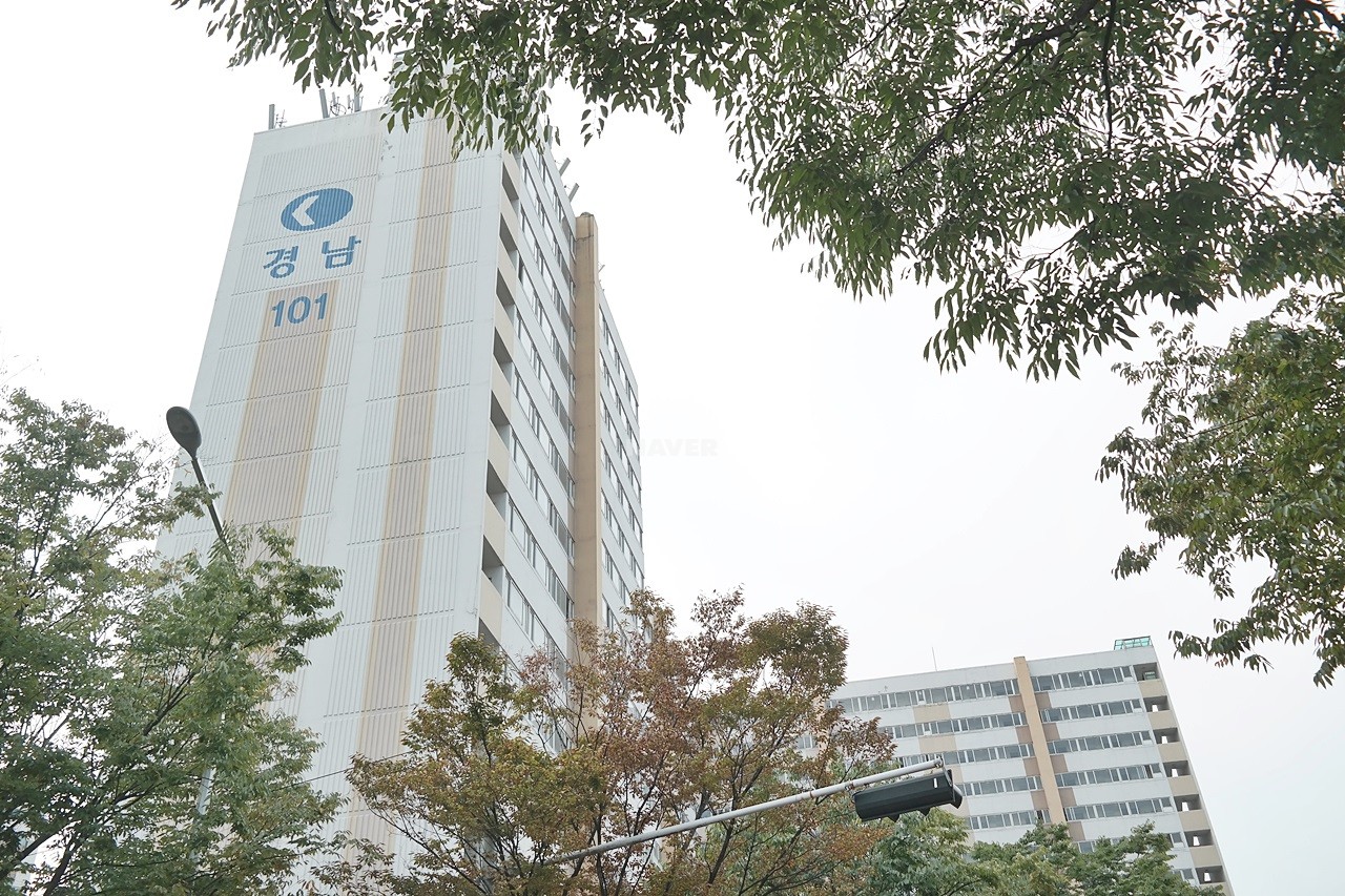 Building entrance with signage