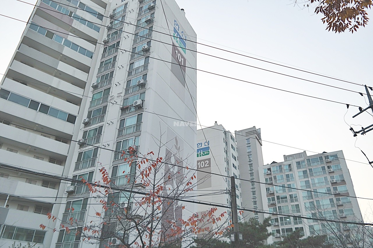 Building entrance with signage