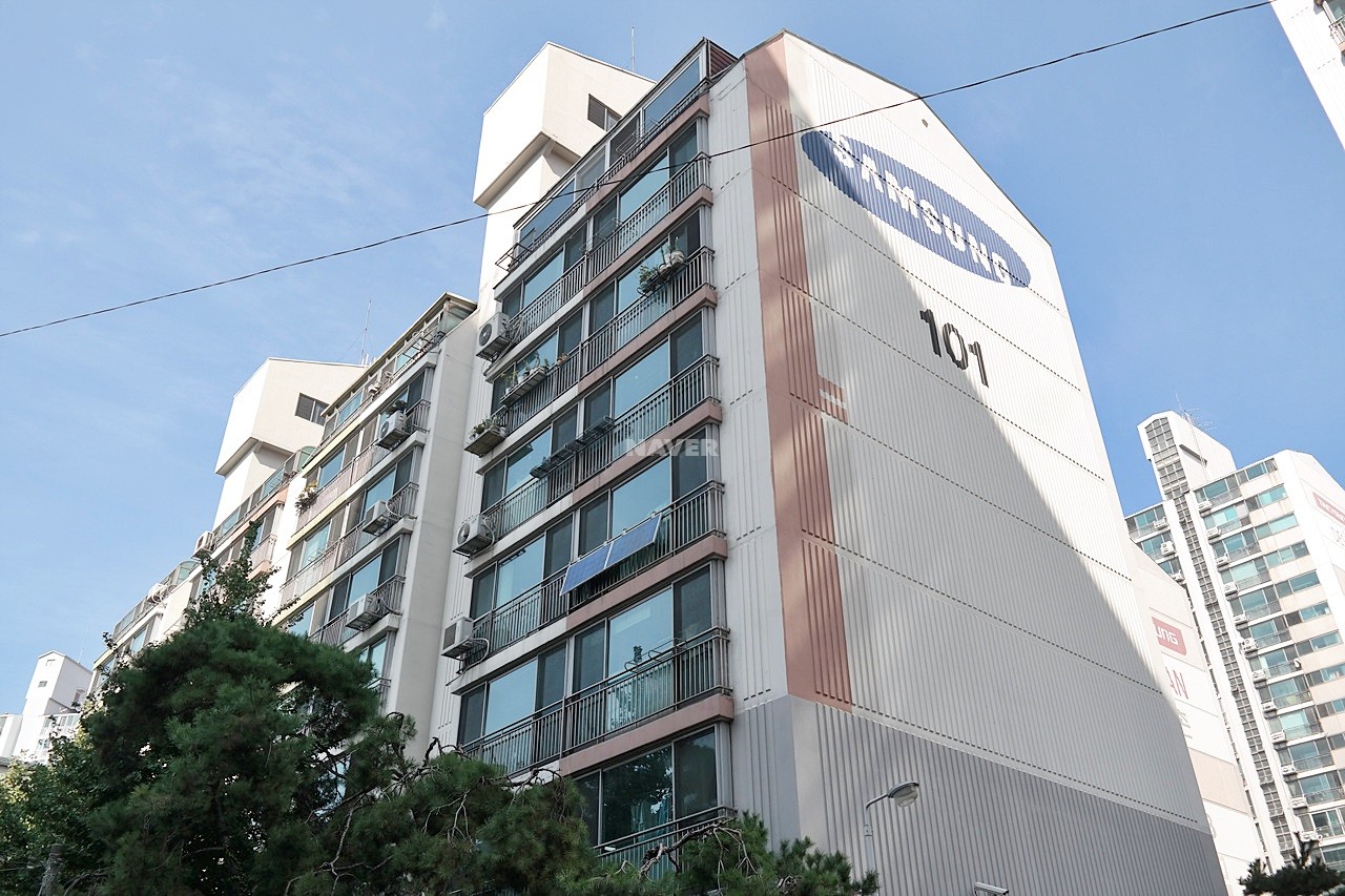 Building entrance with signage