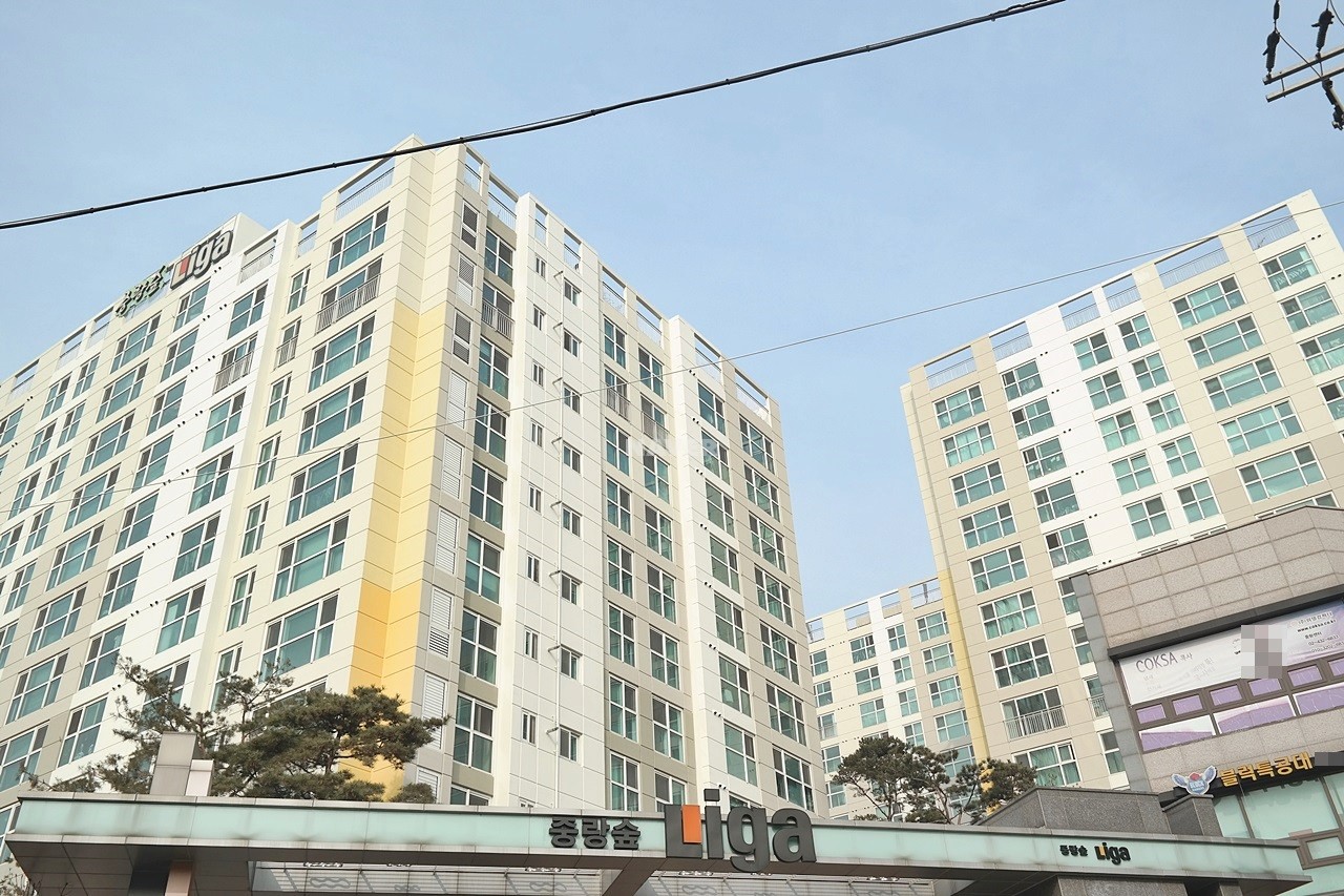 Building entrance with signage