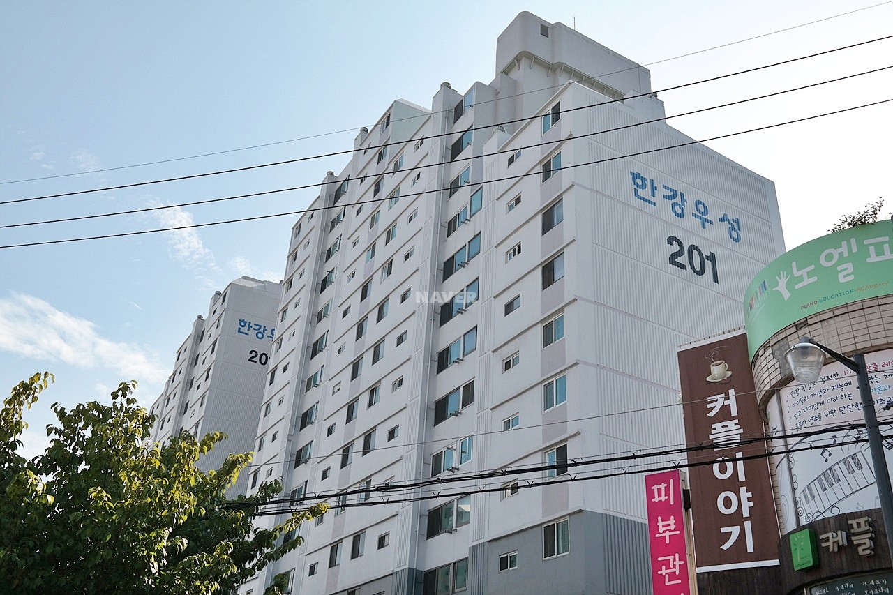 Building entrance with signage