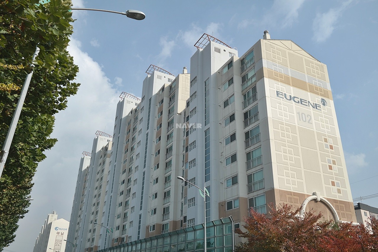 Building entrance with signage