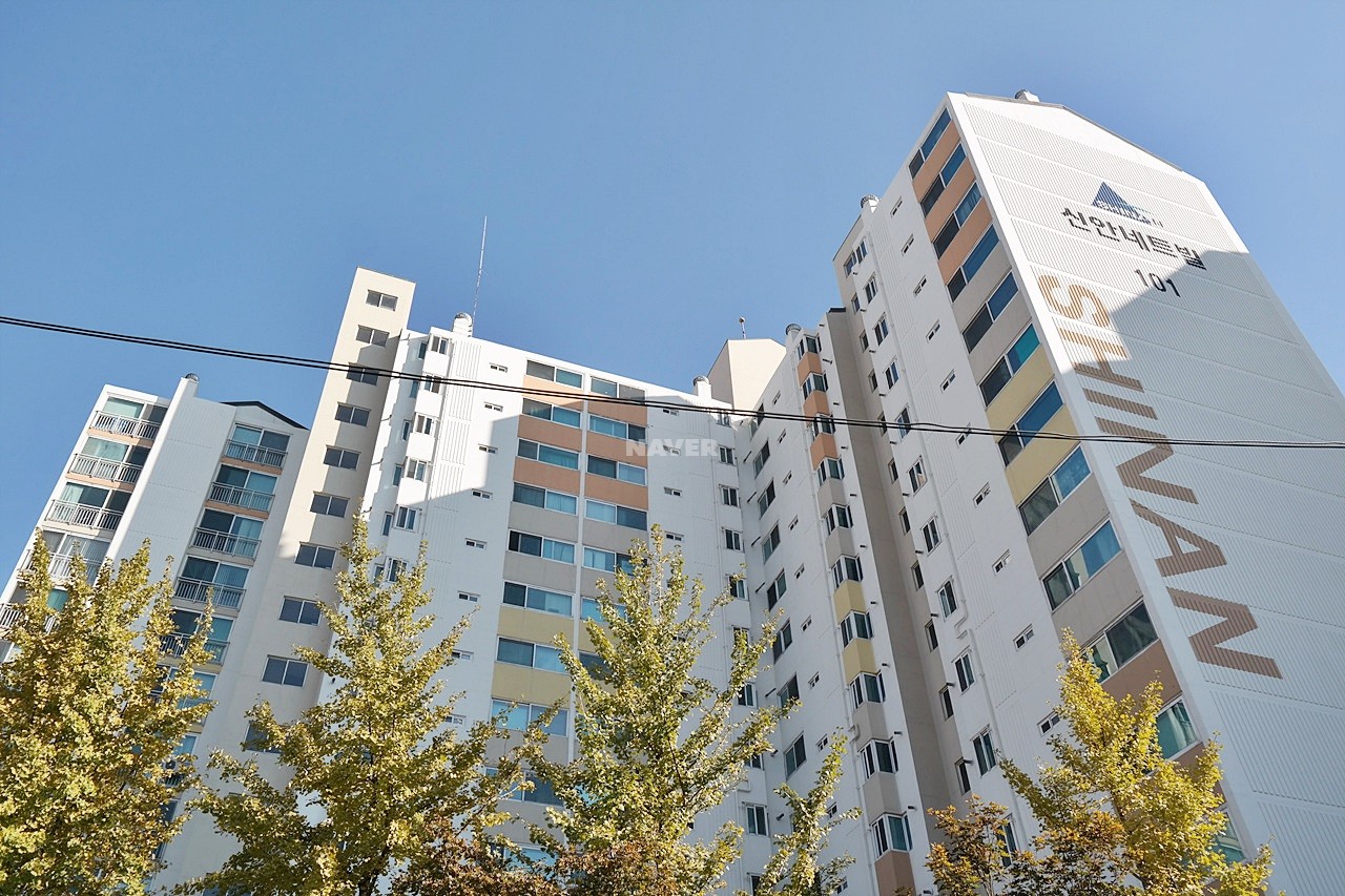 Building entrance with signage