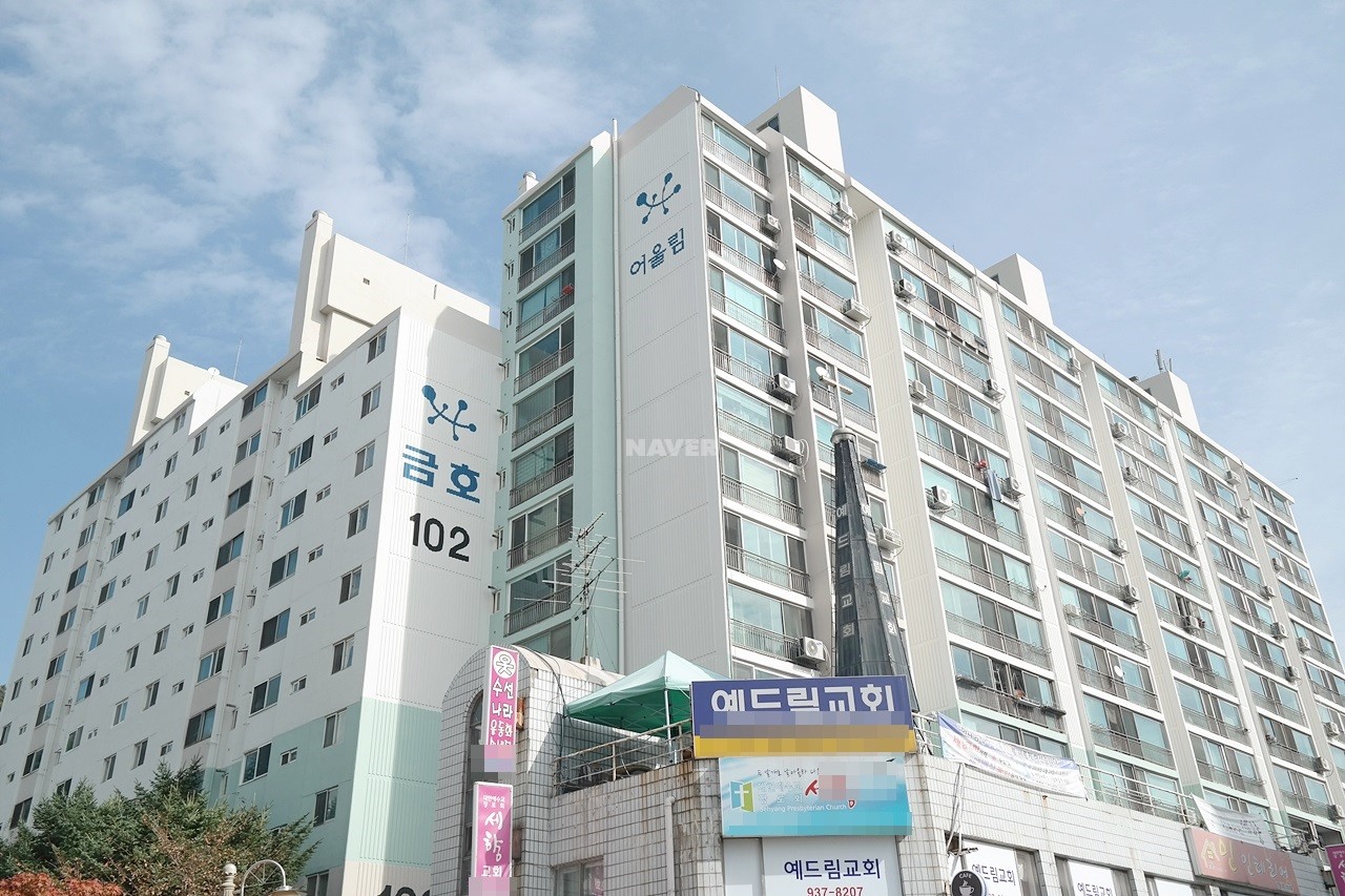 Building entrance with signage