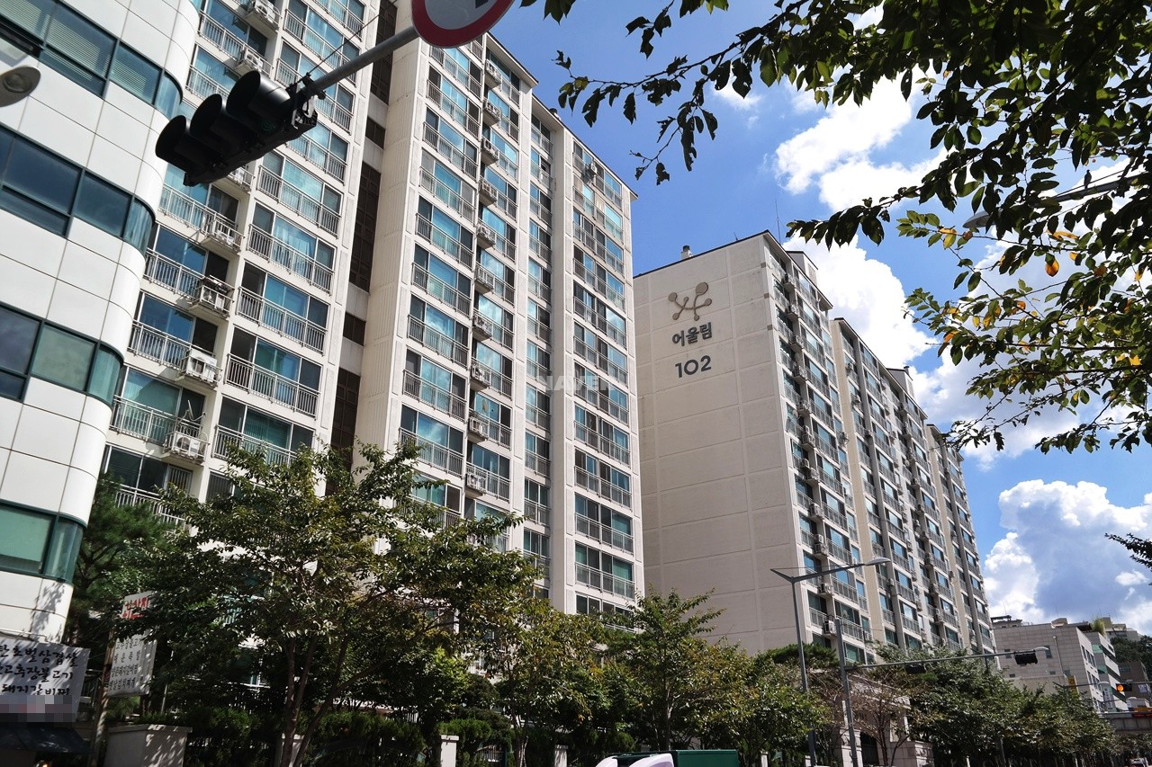 Building entrance with signage