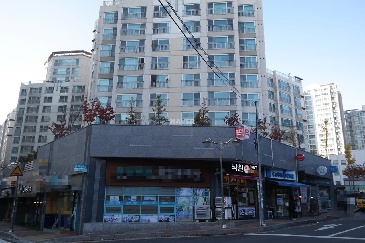 Building entrance with signage
