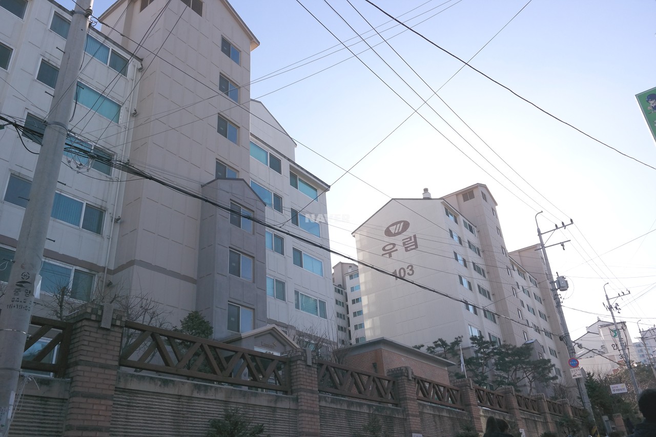 Building entrance with signage