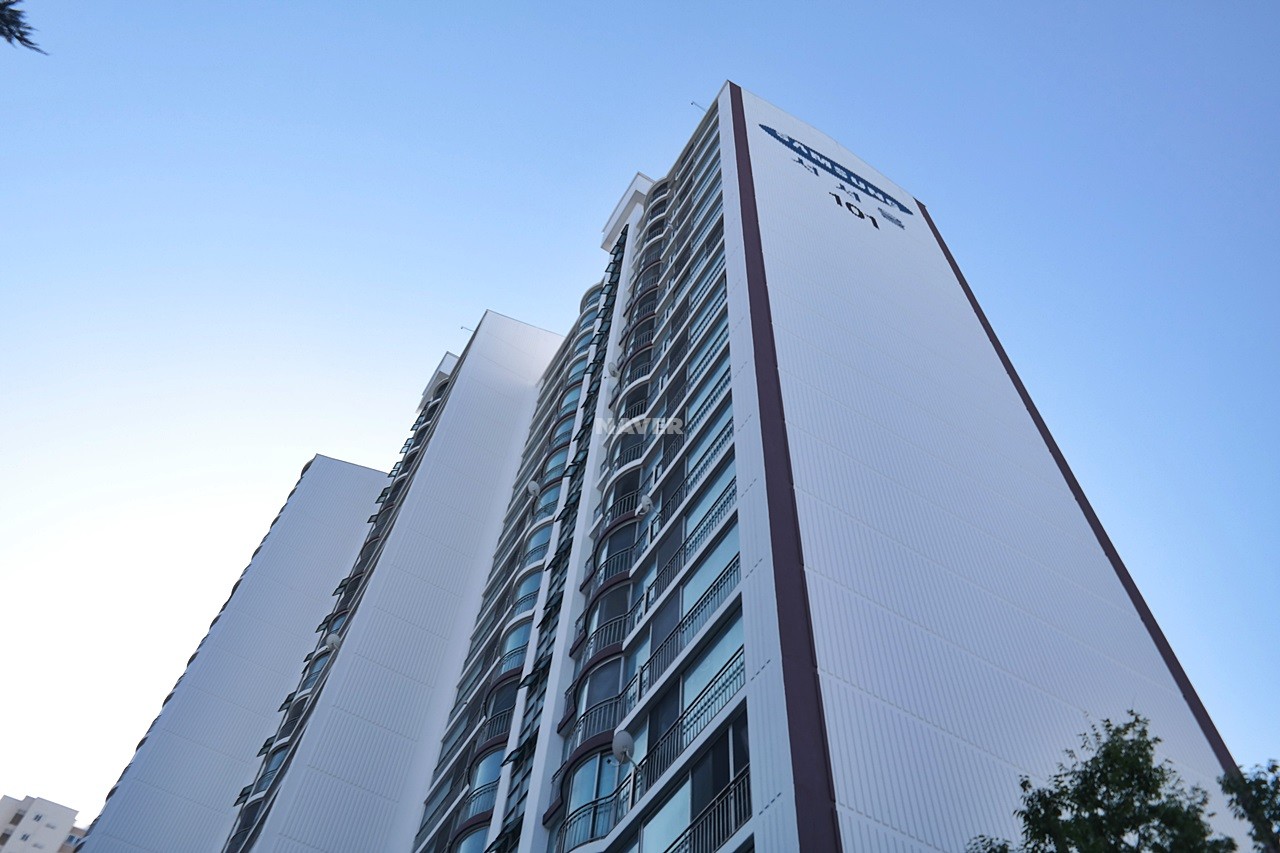 Building entrance with signage