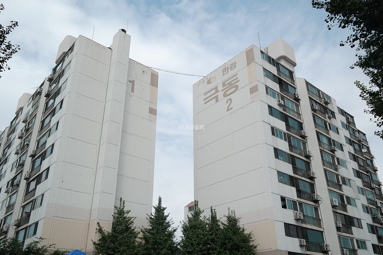 Building entrance with signage