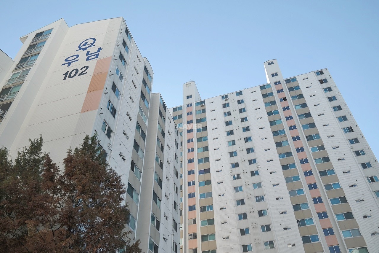 Building entrance with signage