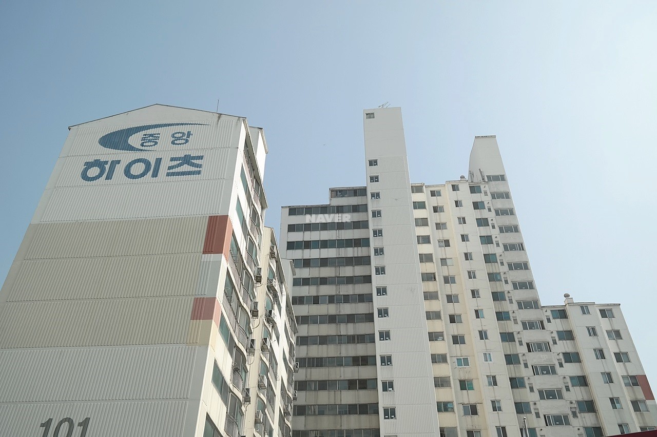 Building entrance with signage