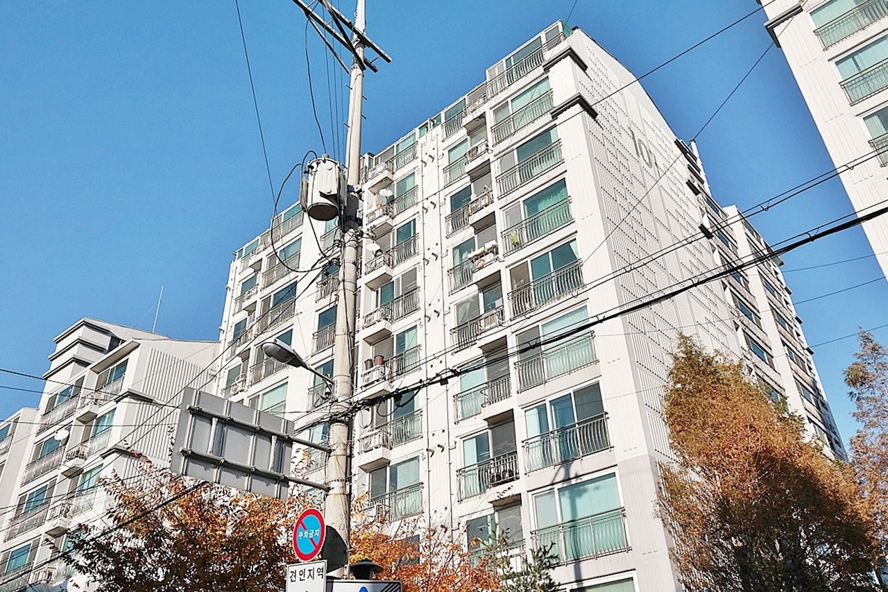 Building entrance with signage