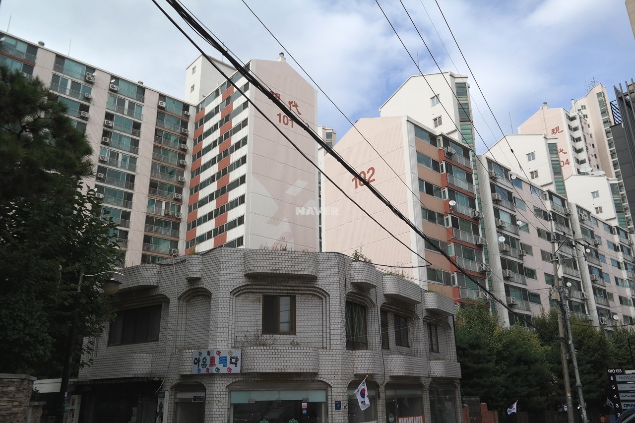 Building entrance with signage