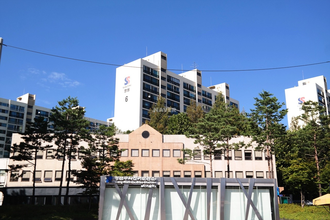 Building entrance with signage