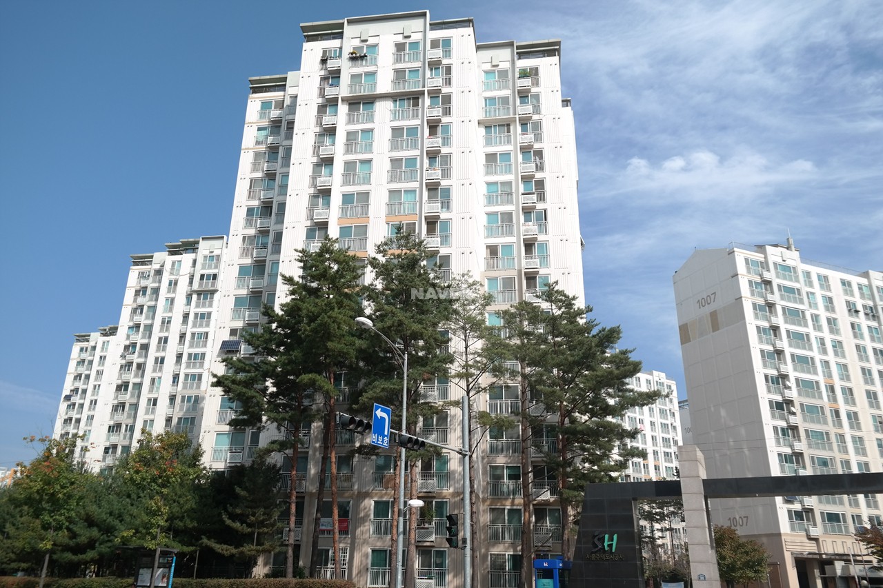 Building entrance with signage