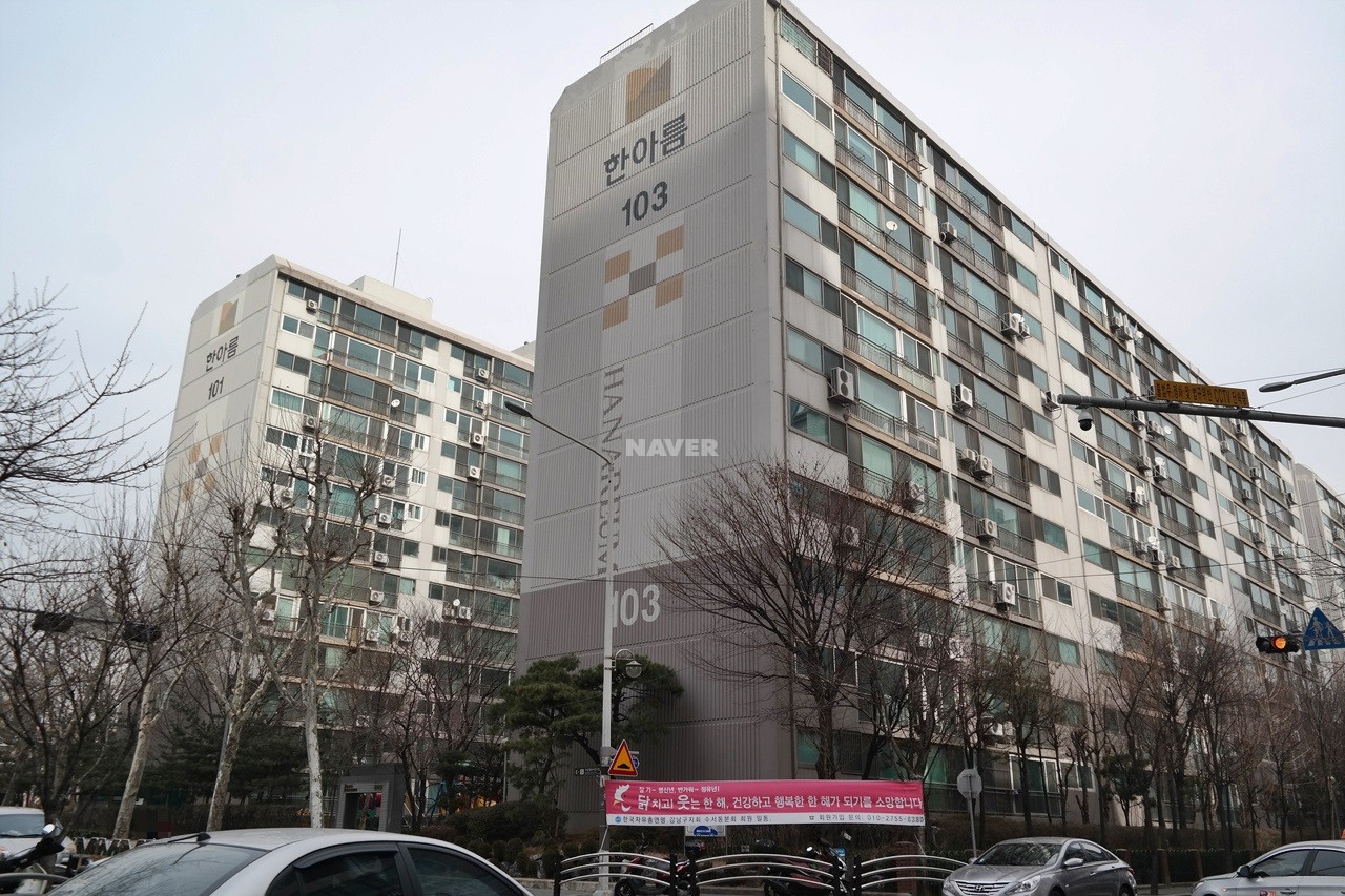 Building entrance with signage