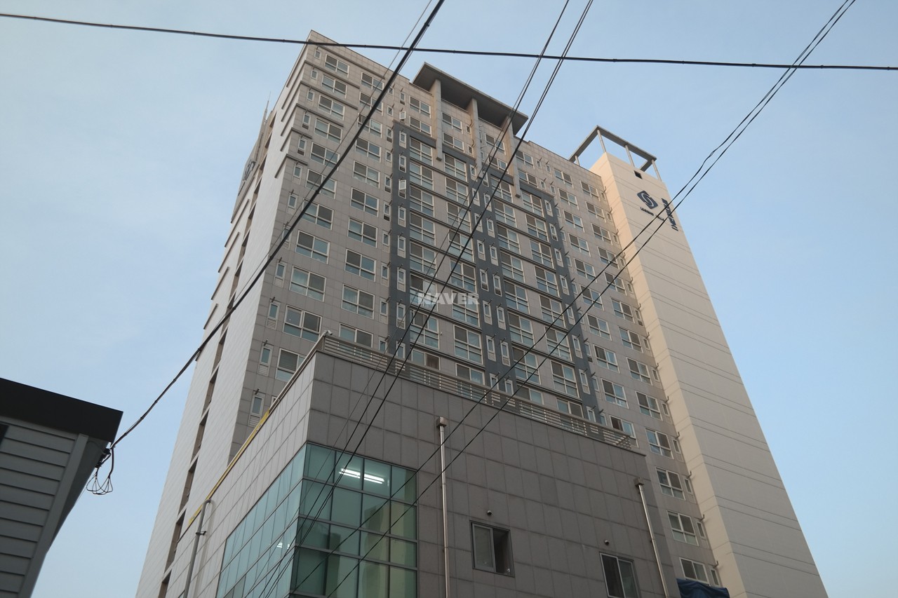 Building entrance with signage