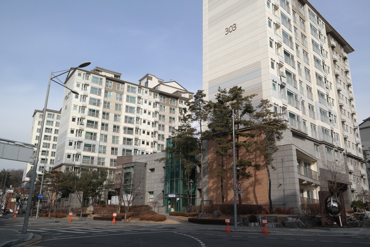Building entrance with signage