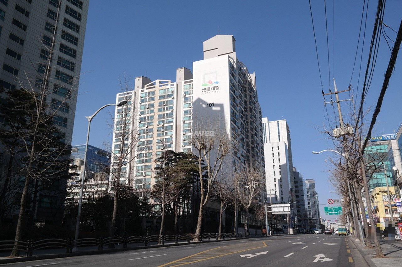 Building entrance with signage