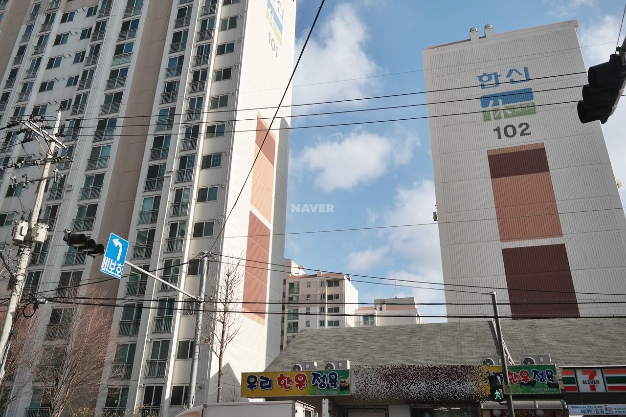 Building entrance with signage