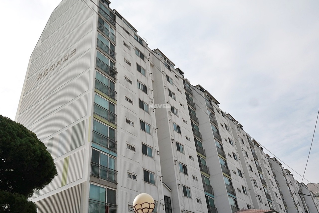 Building entrance with signage