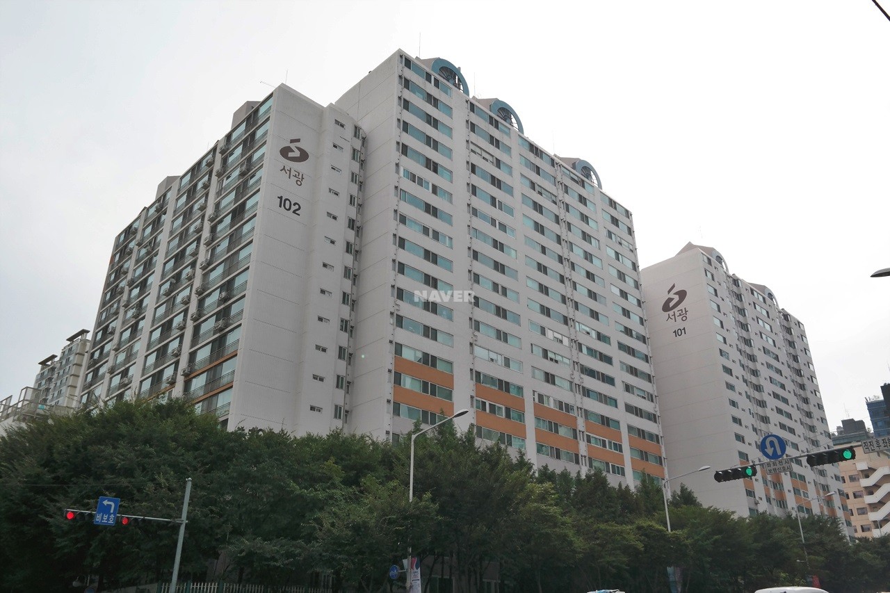 Building entrance with signage