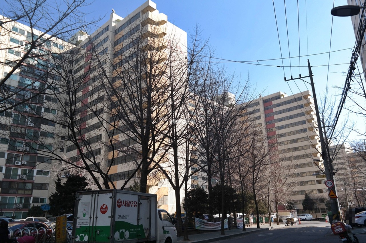 Building entrance with signage