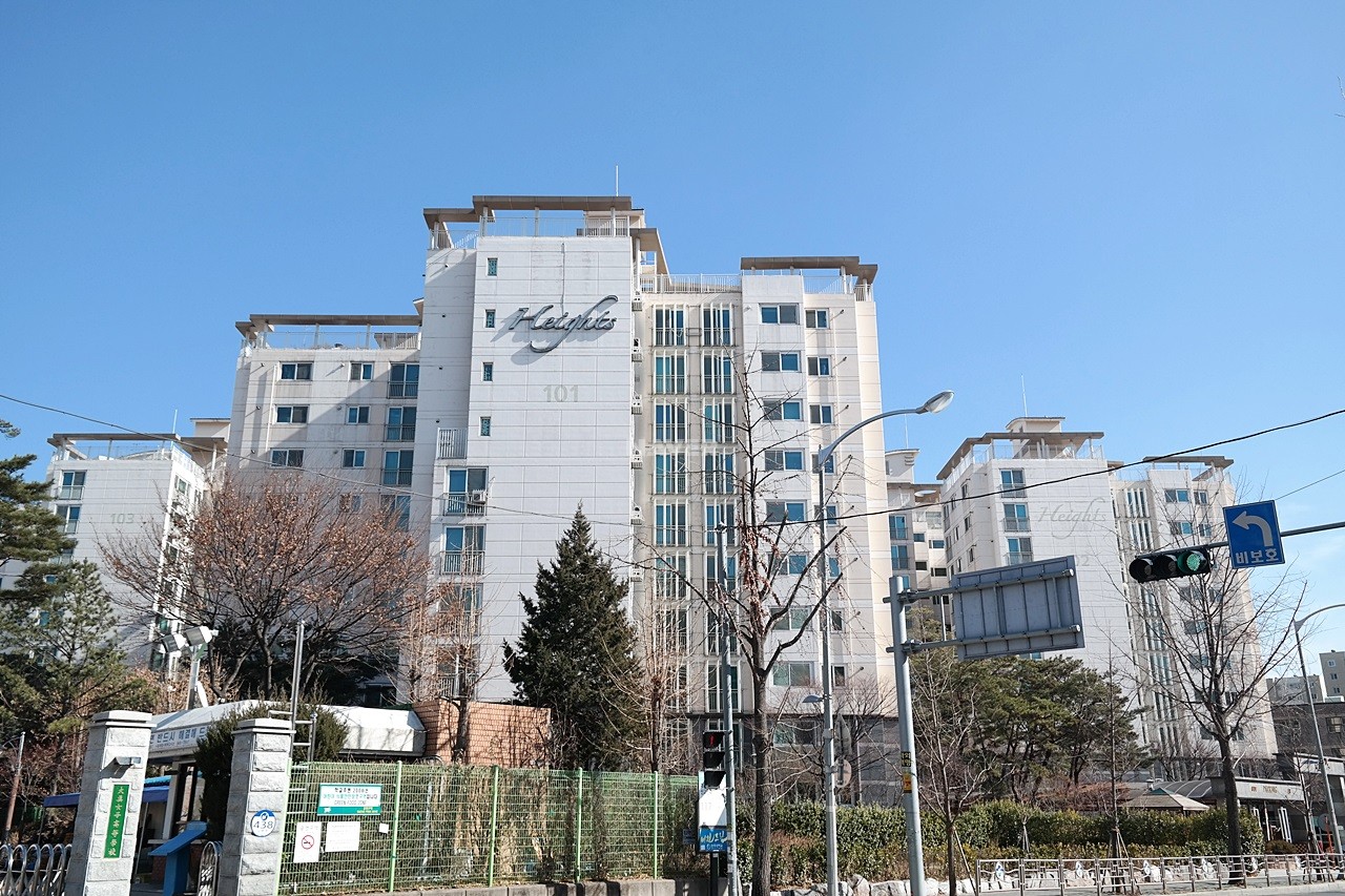 Building entrance with signage