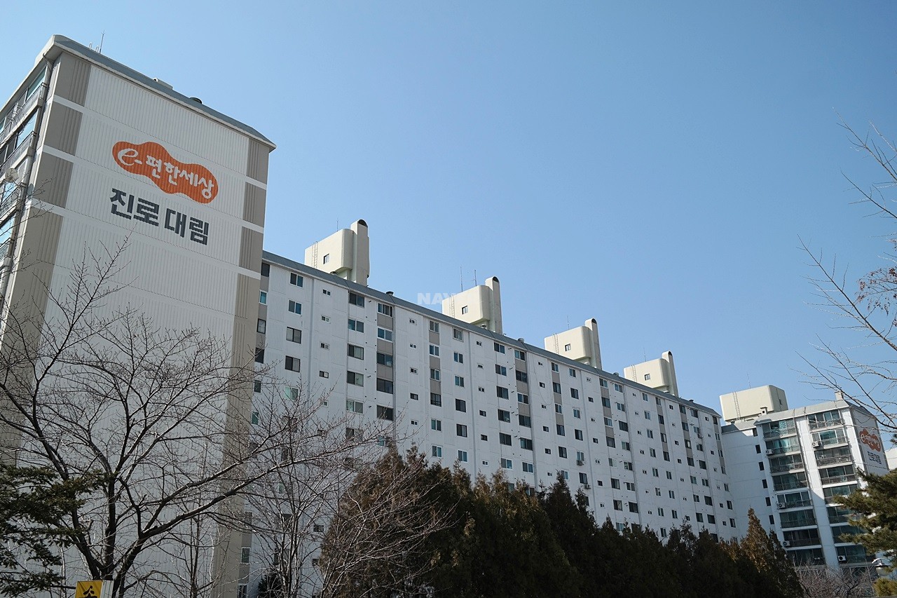 Building entrance with signage