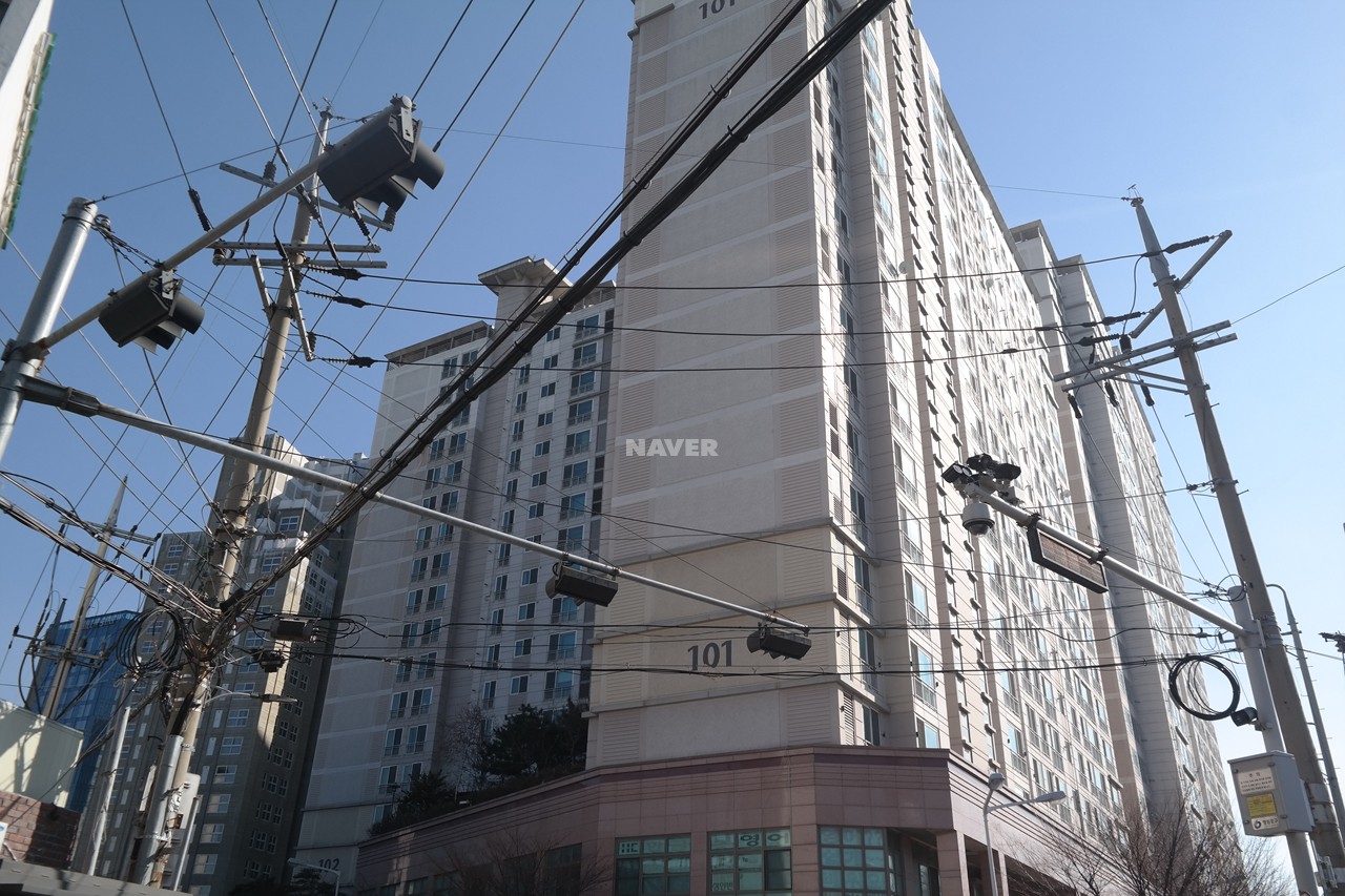 Building entrance with signage