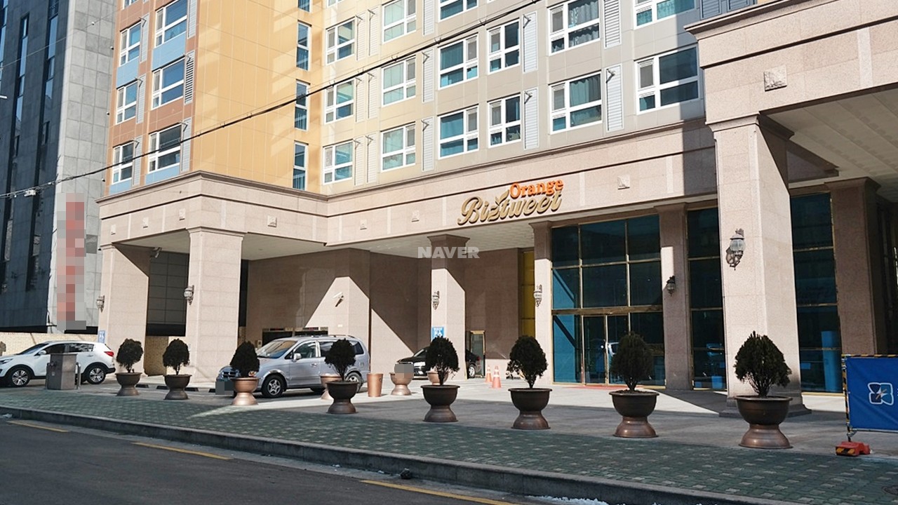 Building entrance with signage