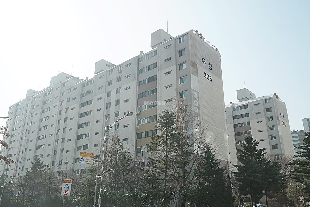 Building entrance with signage