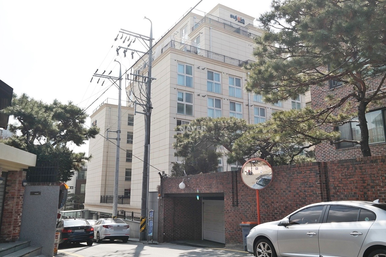 Building entrance with signage